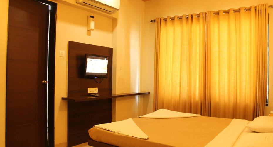 Sujal Heritage Hotel - Shirdi, Shirdi 2